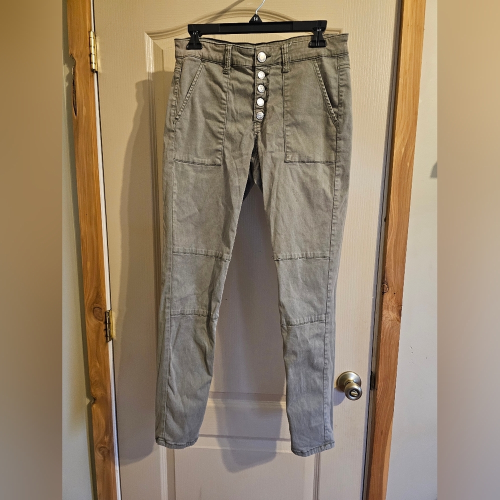 Stylish Women's Khaki Jeans